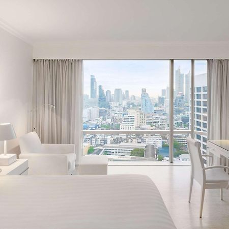 Pullman Bangkok Hotel G Esterno foto A room at the hotel