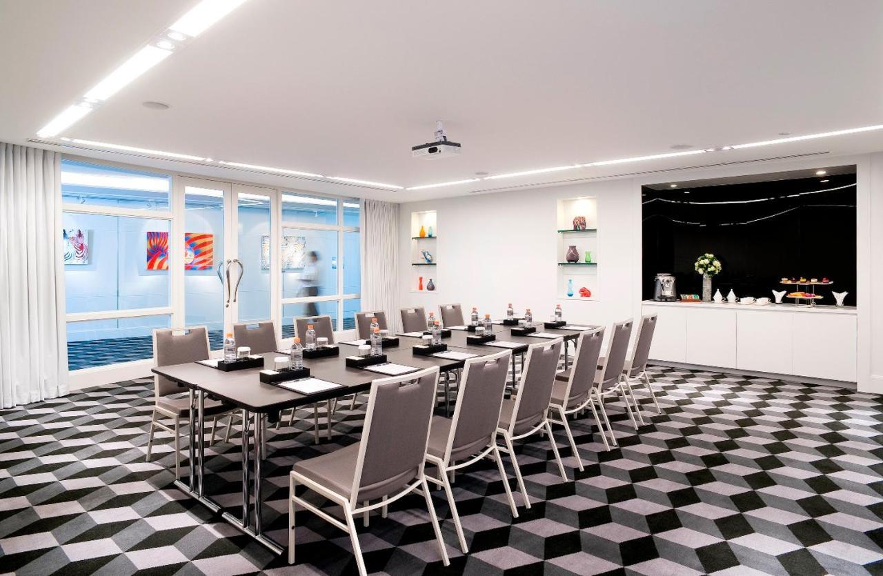 Pullman Bangkok Hotel G Affari foto The 10th floor meeting room