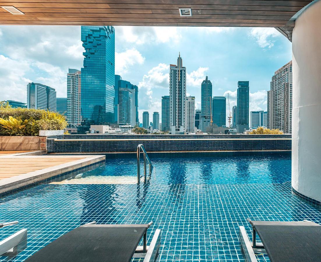 Pullman Bangkok Hotel G Esterno foto View from the rooftop pool