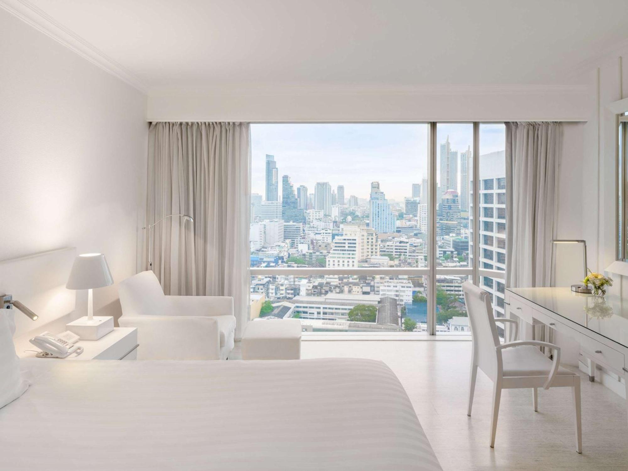 Pullman Bangkok Hotel G Esterno foto A room at the hotel